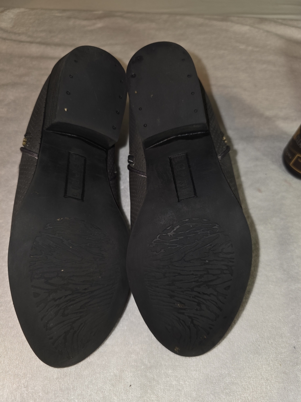 Esprit Tara Perforated Zip Ankle Booties Grey Size 9 Excellent Condition - Picture 2 of 6